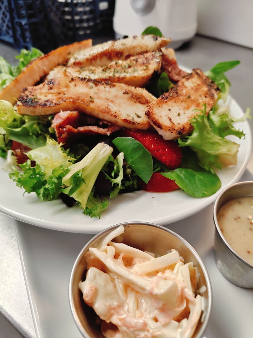 Lilly's Café · Photos 3